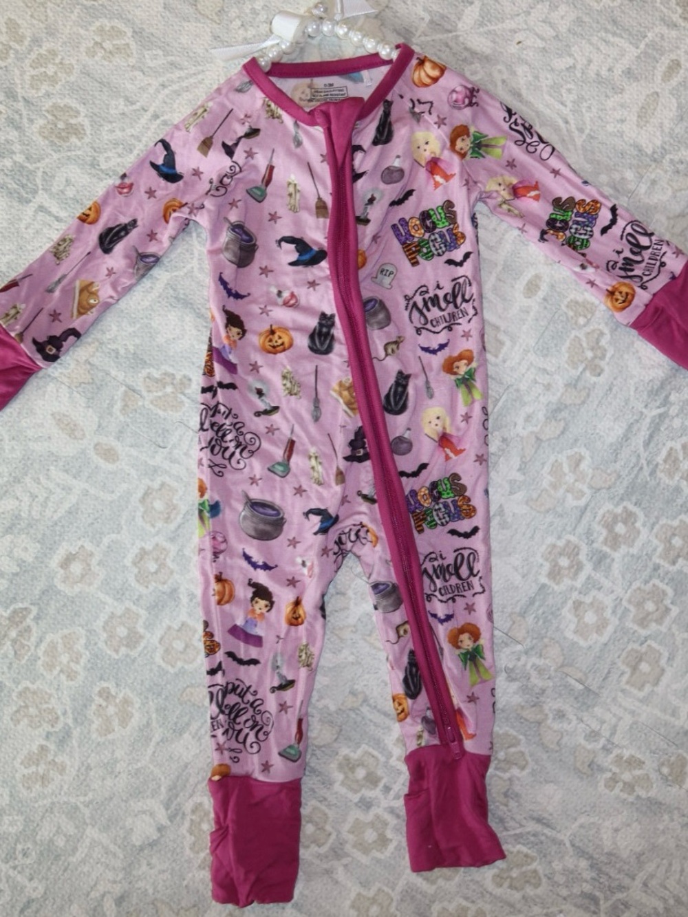 🧙‍♀️ Hocus Pocus Convertible Onezie | Size 0–3 Months ✨